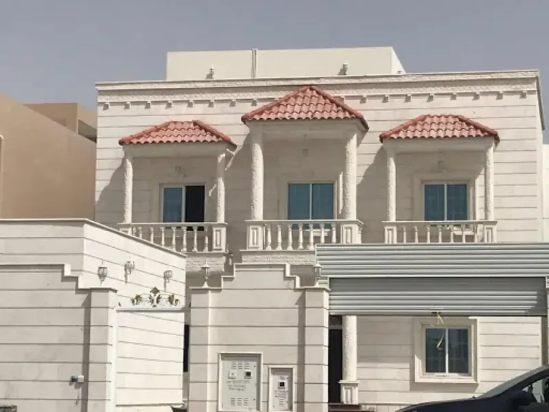 معلم دهانات بروفايل خارجي في حي البساتين بجدة