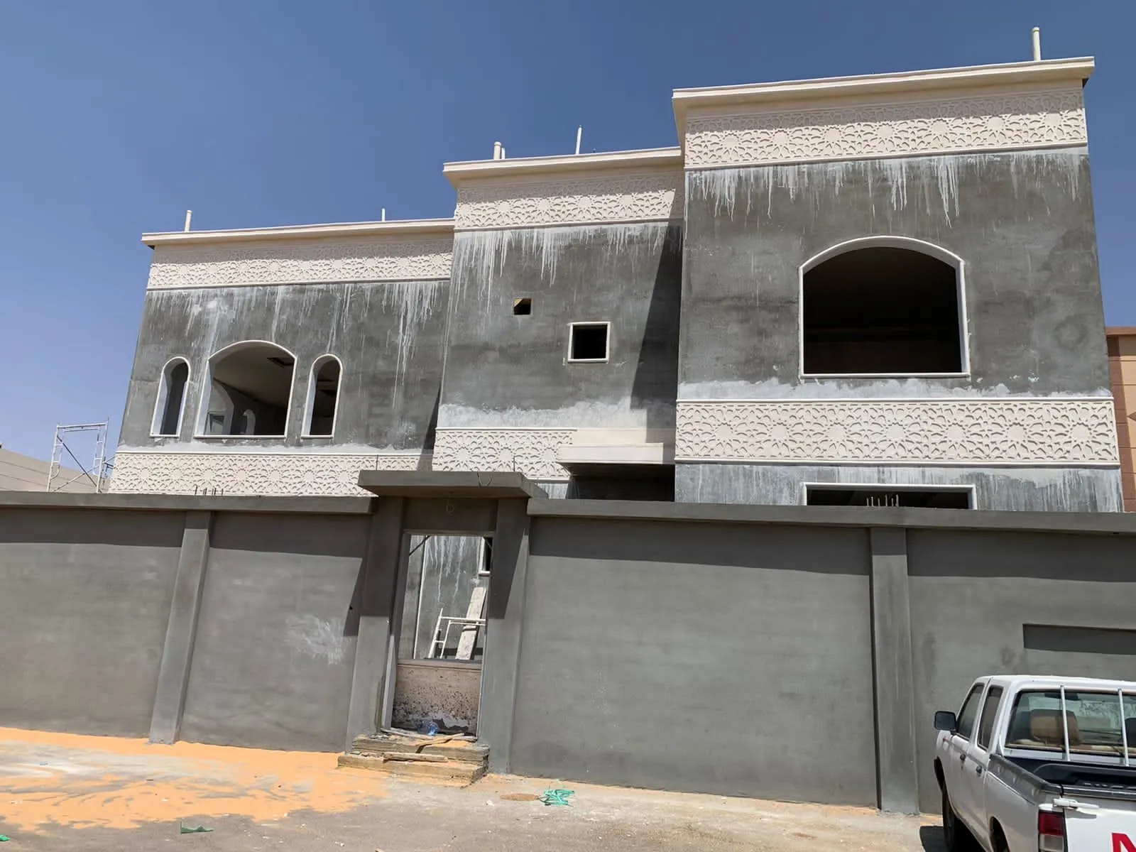 ترميم المباني القديمة وإعادتها في جدة 