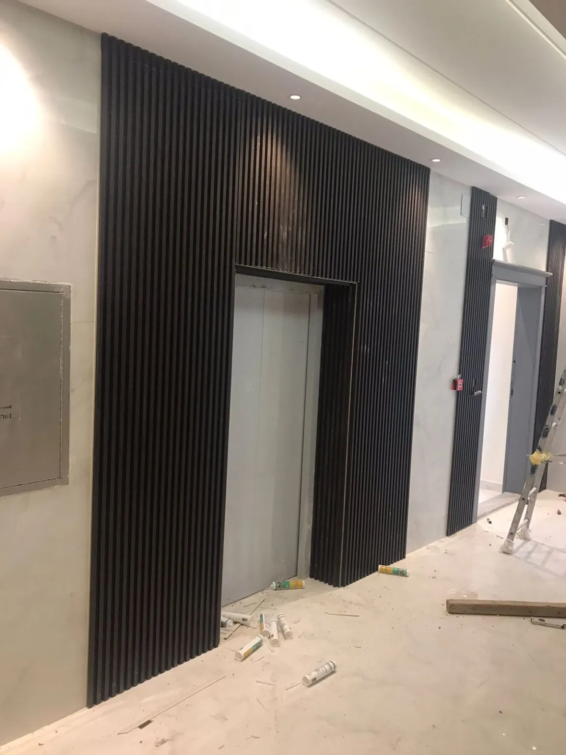 افضل معلمين لتركيب بديل الخشب حي المروة وديكورات خشبية