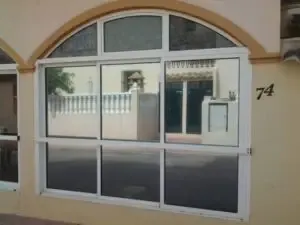 حداد متنقل:لتركيب الأبواب والشبابيك في جدة 