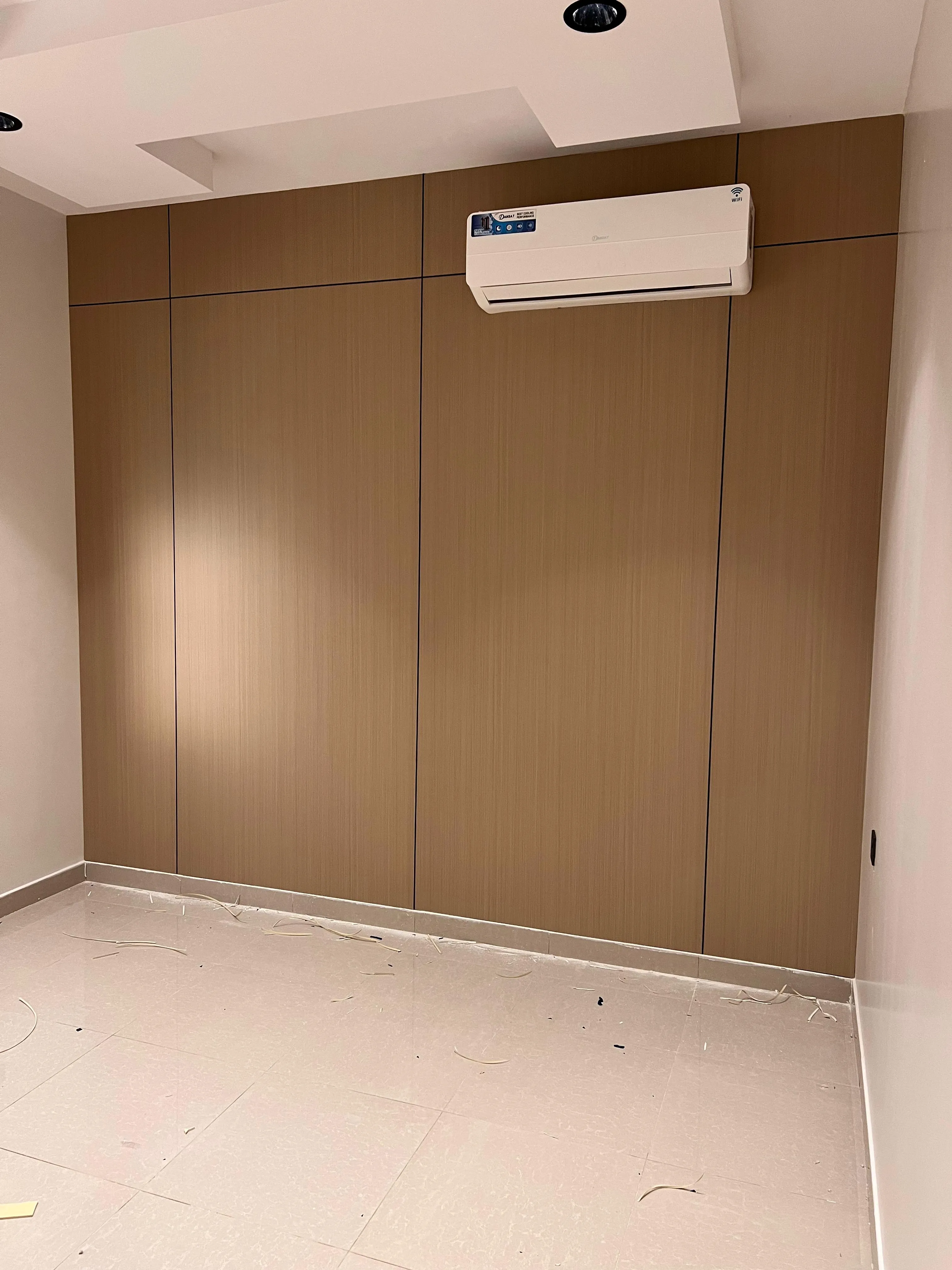 معلم بديل الشيبورد في حي الورود:لتركيب وتصميم ديكورات خشبية