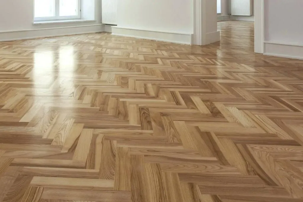 أفضل معلم تركيب باركيه حي النعيم :دقةبالتنفيذ وتصاميم عصرية