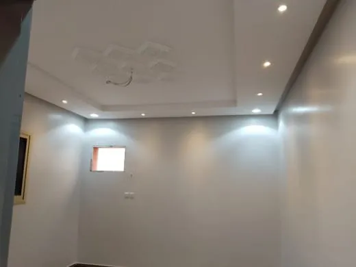 مقاول دهانات وترميم وديكوات خبير في جدة